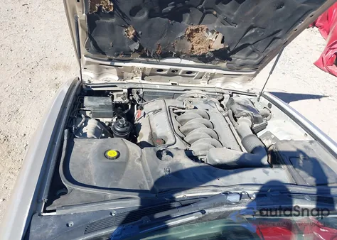 2001 Jaguar Xj8 L z USA, uszkodzony, nr VIN SAJDA23C41LF29858